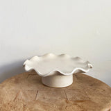 Salto Ruffle Edge Pedestal
