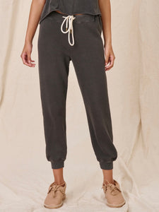The Cropped Sweatpant Washed Black | The Great.